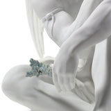Sculptura din portelan, Protective Angel by Ernest Massuet - LLADRO Sculptura din portelan, Protective Angel by Ernest Massuet - LLADRO