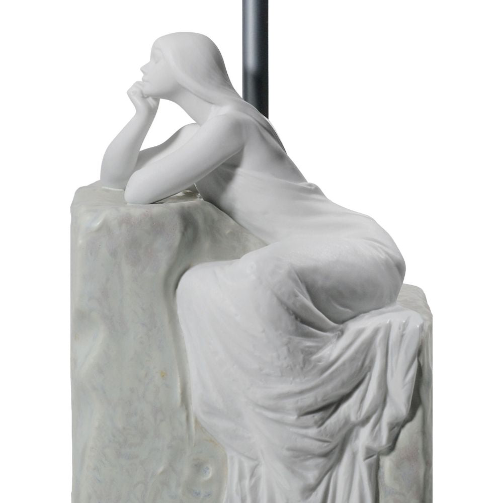 Veioza din portelan Meditating Woman II by Jose Luis Santes - LLADRO Veioza din portelan Meditating Woman II by Jose Luis Santes - LLADRO