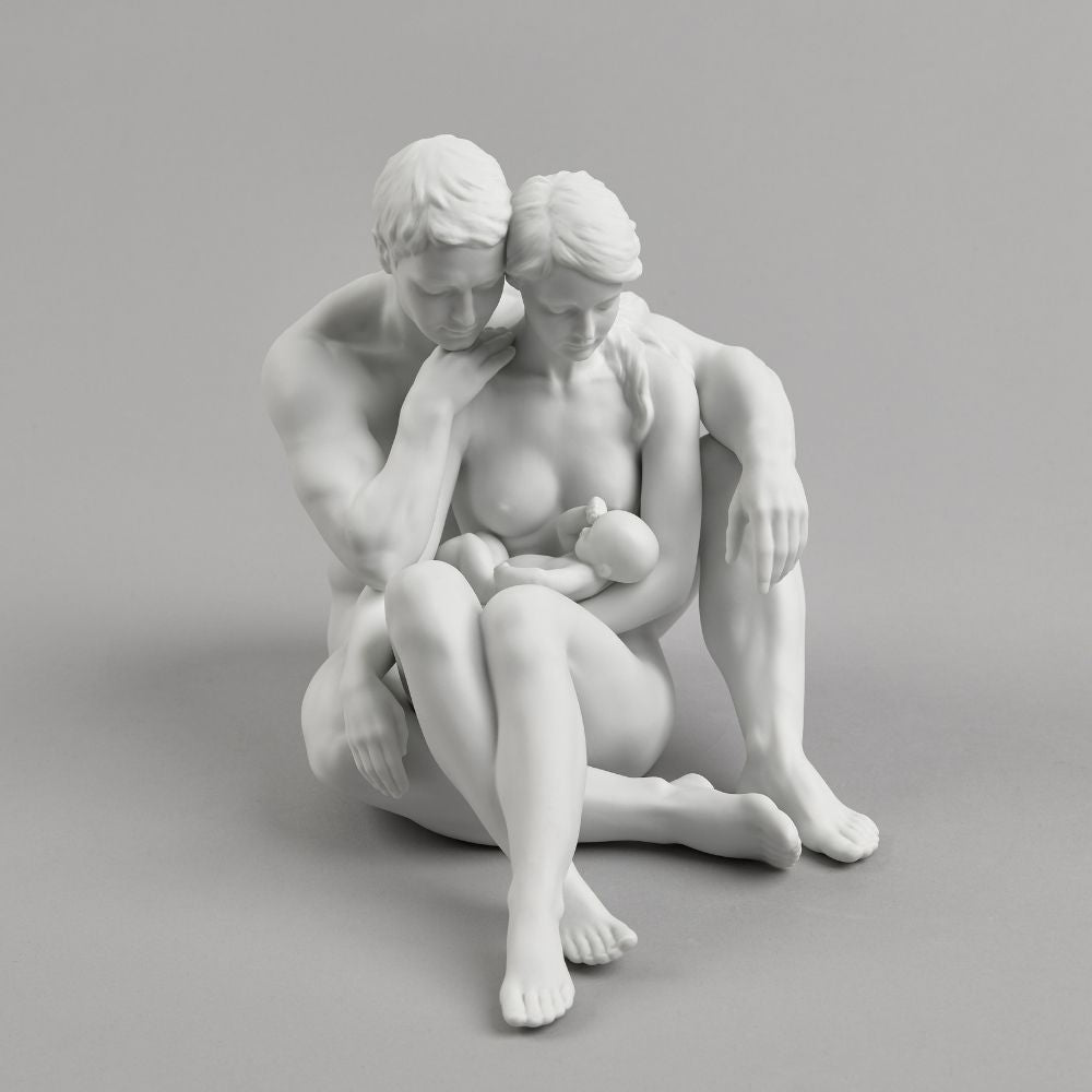 Sculptura din portelan, The Essence of Life by Ernest Massuet - LLADRO Sculptura din portelan, The Essence of Life by Ernest Massuet - LLADRO