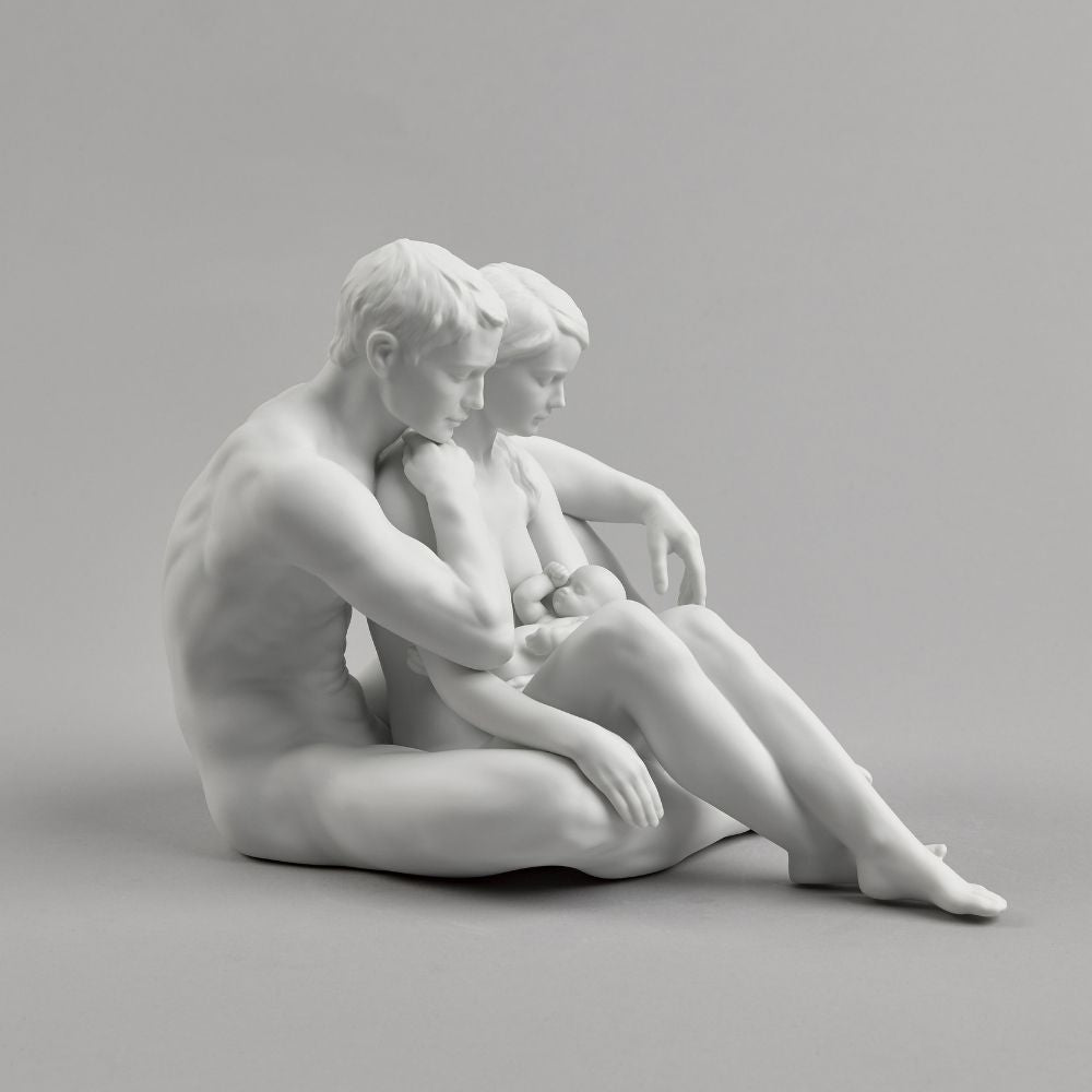 Sculptura din portelan, The Essence of Life by Ernest Massuet - LLADRO Sculptura din portelan, The Essence of Life by Ernest Massuet - LLADRO
