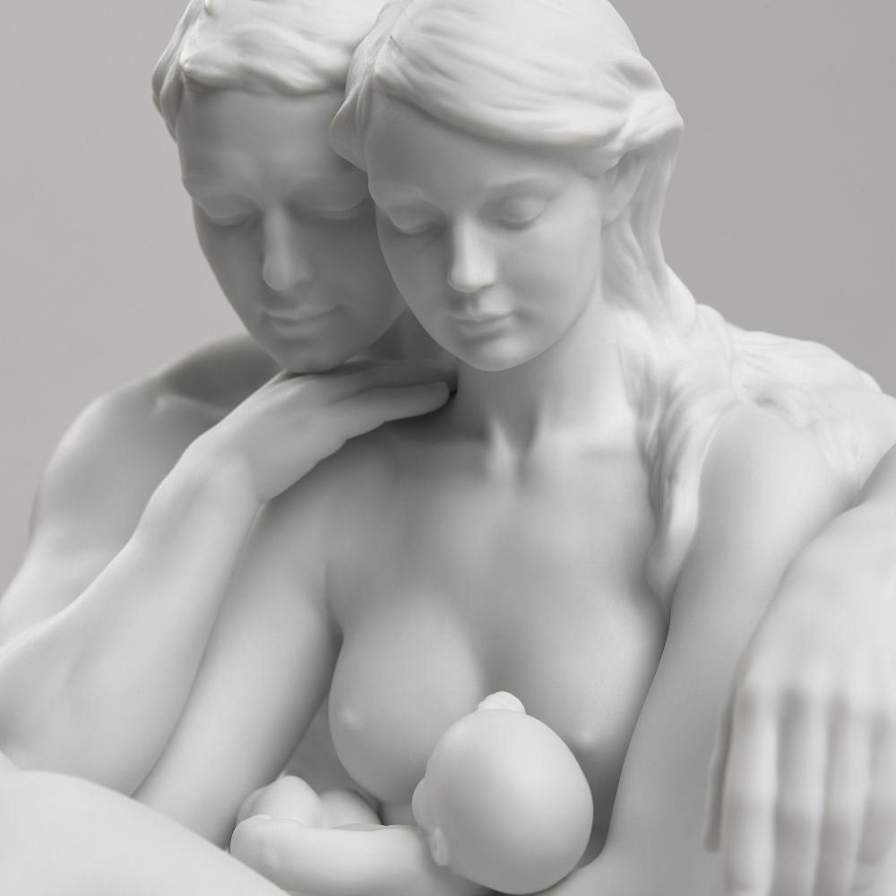 Sculptura din portelan, The Essence of Life by Ernest Massuet - LLADRO Sculptura din portelan, The Essence of Life by Ernest Massuet - LLADRO