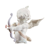 Sculptura din portelan, Straight to the Heart by Jose Luis Santes - LLADRO Sculptura din portelan, Straight to the Heart by Jose Luis Santes - LLADRO