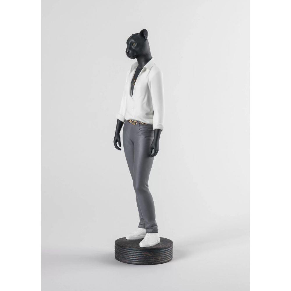 Sculptura din portelan Panther Woman by Marco Antonio Nogueron - LLADRO Sculptura din portelan Panther Woman by Marco Antonio Nogueron - LLADRO