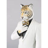 Sculptura din portelan Tiger Man by Marco Antonio Nogueron - LLADRO Sculptura din portelan Tiger Man by Marco Antonio Nogueron - LLADRO