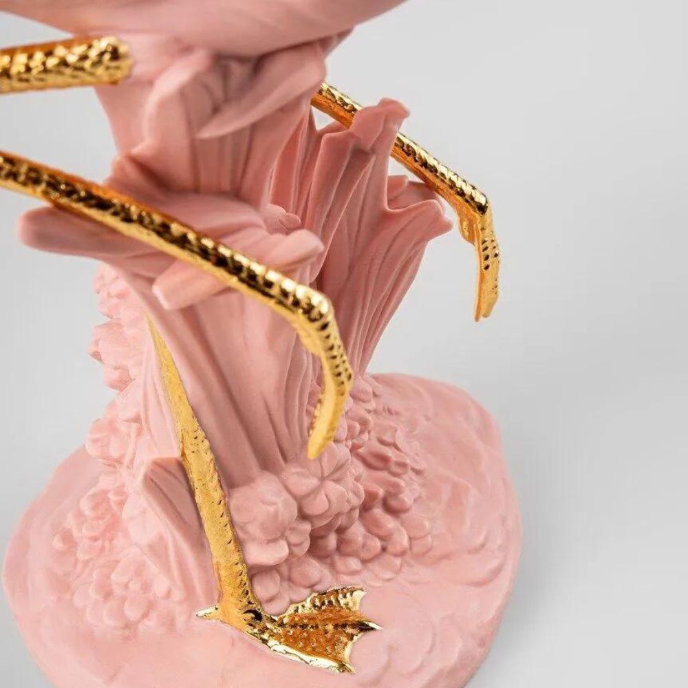 Sculptura din portelan, Pink Flamingos by Marco Antonio Nogueron - LLADRO Sculptura din portelan, Pink Flamingos by Marco Antonio Nogueron - LLADRO