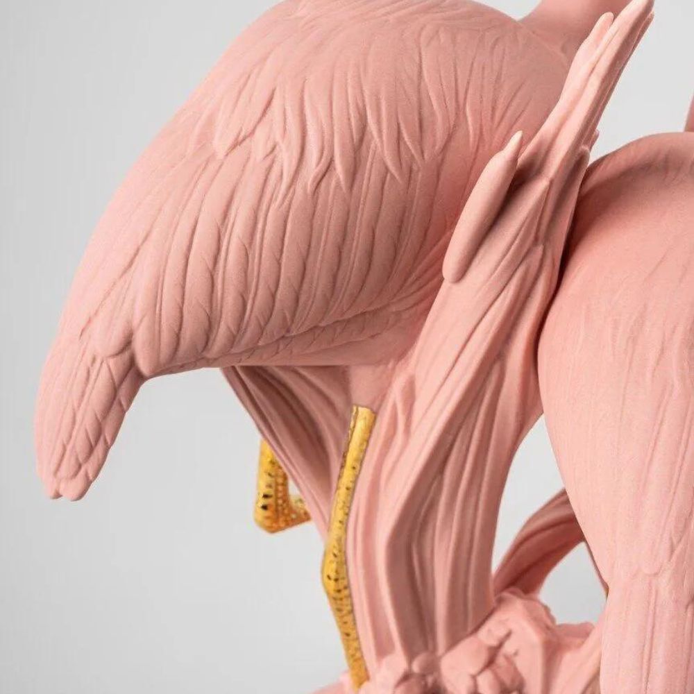Sculptura din portelan, Pink Flamingos by Marco Antonio Nogueron - LLADRO Sculptura din portelan, Pink Flamingos by Marco Antonio Nogueron - LLADRO