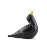 Sculptura din portelan, Black Starling I by Dept. Diseno y Decoracion - LLADRO Sculptura din portelan, Black Starling I by Dept. Diseno y Decoracion - LLADRO