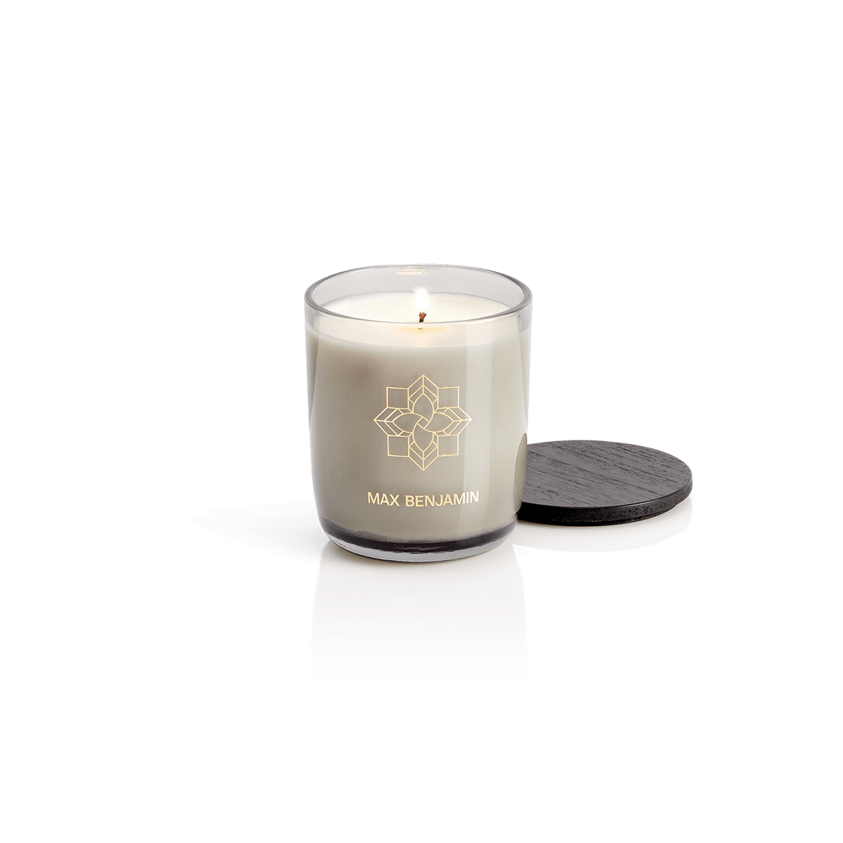 Lumanare parfumata, White Pomegranate, 210 gr, colectia Classic - MAX BENJAMIN Lumanare parfumata, White Pomegranate, 210 gr, colectia Classic - MAX BENJAMIN