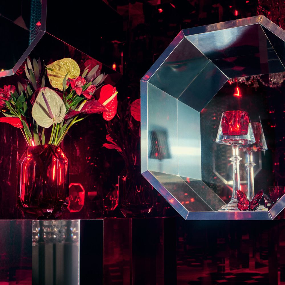 Sfesnic My Fire, rosu, Harcourt by Philippe Starck - BACCARAT Sfesnic My Fire, rosu, Harcourt by Philippe Starck - BACCARAT
