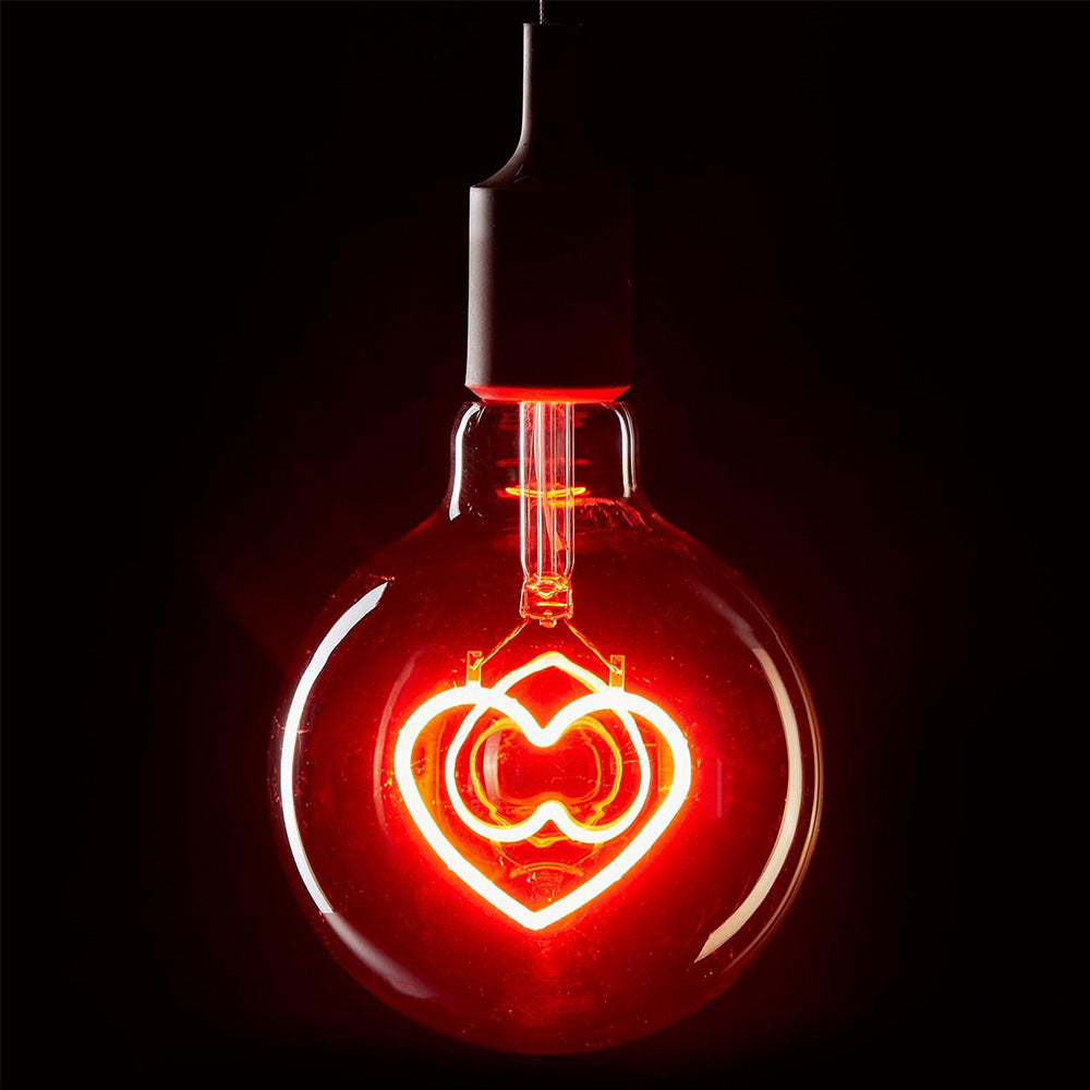 Bec decorativ cu led Inima, 15 cm - SIMONA'S COLLECTION Bec decorativ cu led Inima, 15 cm - SIMONA'S COLLECTION