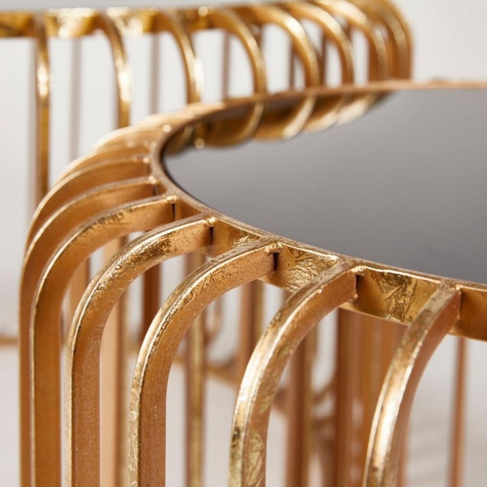 Set 2 masute decorative metalice aurii, 84/66 cm, Righe - SIMONA'S COLLECTION Set 2 masute decorative metalice aurii, 84/66 cm, Righe - SIMONA'S COLLECTION