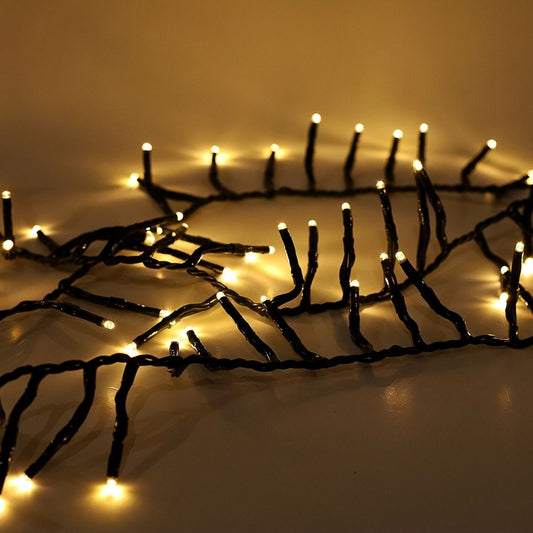 Instalatie cu 800 leduri - lumina calda, cablu verde, 16 m - SIMONA'S Christmas