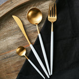 Spatula servire prajituri, placata cu aur 24 k, Goa White Gold - CUTIPOL Spatula servire prajituri, placata cu aur 24 k, Goa White Gold - CUTIPOL