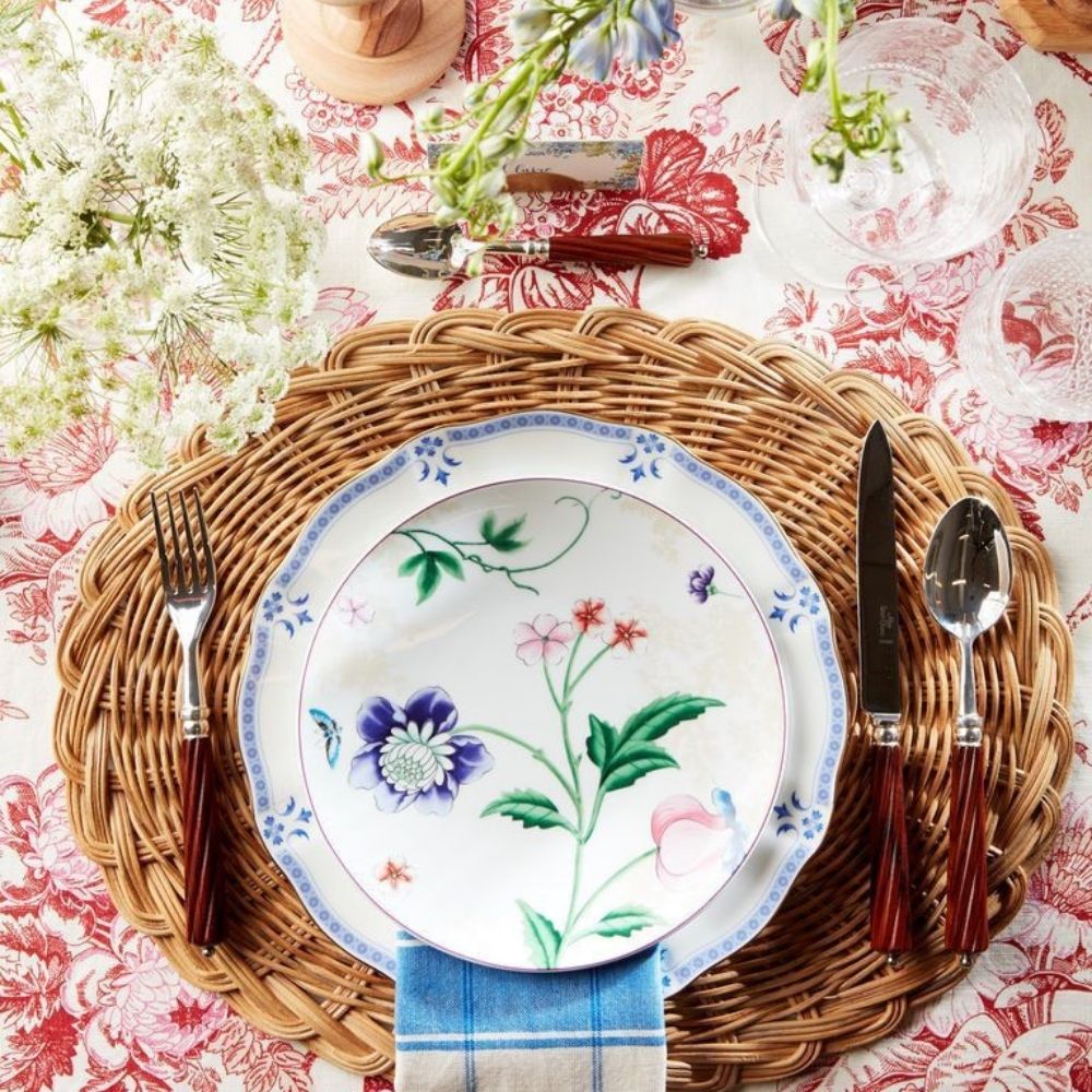 Set pentru ceai, 9 piese, Favorita - BERNARDAUD Set pentru ceai, 9 piese, Favorita - BERNARDAUD