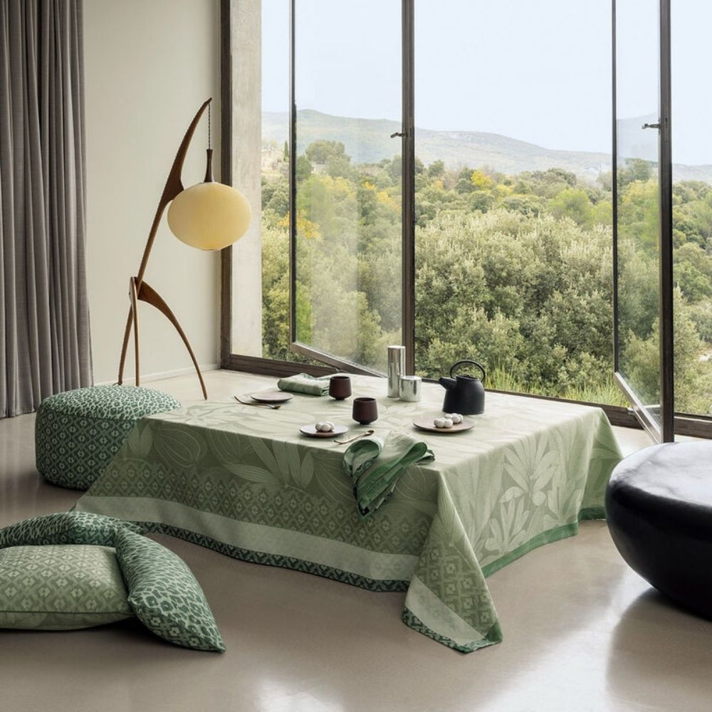 Fata de masa 175 x 250 cm, verde, Nature Sauvage - JACQUARD FRANCAIS Fata de masa 175 x 250 cm, verde, Nature Sauvage - JACQUARD FRANCAIS