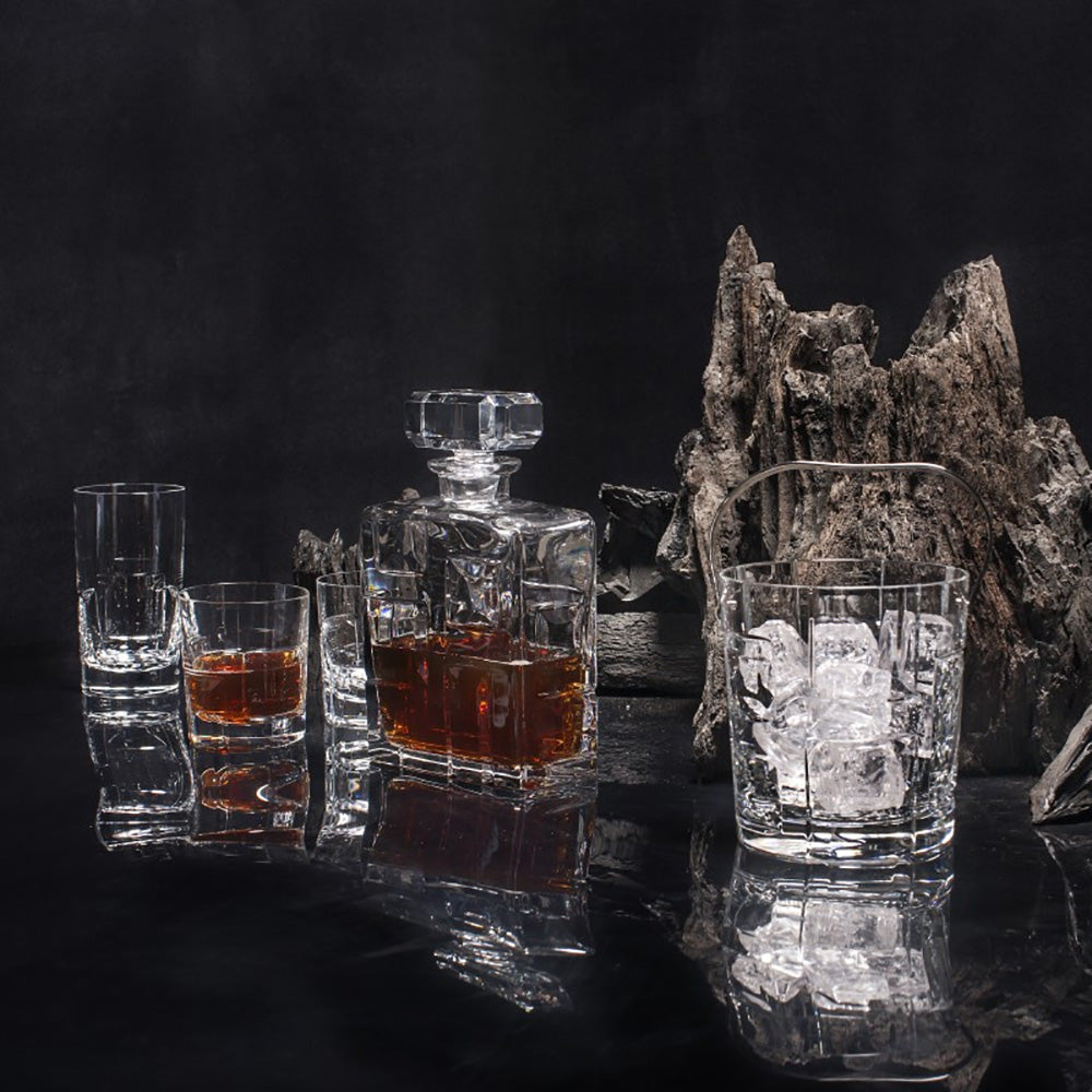 Set whisky - 1 decantor si 4 pahare, Portrait - VISTA ALEGRE Set whisky - 1 decantor si 4 pahare, Portrait - VISTA ALEGRE