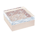Cutie decorativa cu capac gravat, roz, 20 cm Iris - RIVIERE Cutie decorativa cu capac gravat, roz, 20 cm Iris - RIVIERE