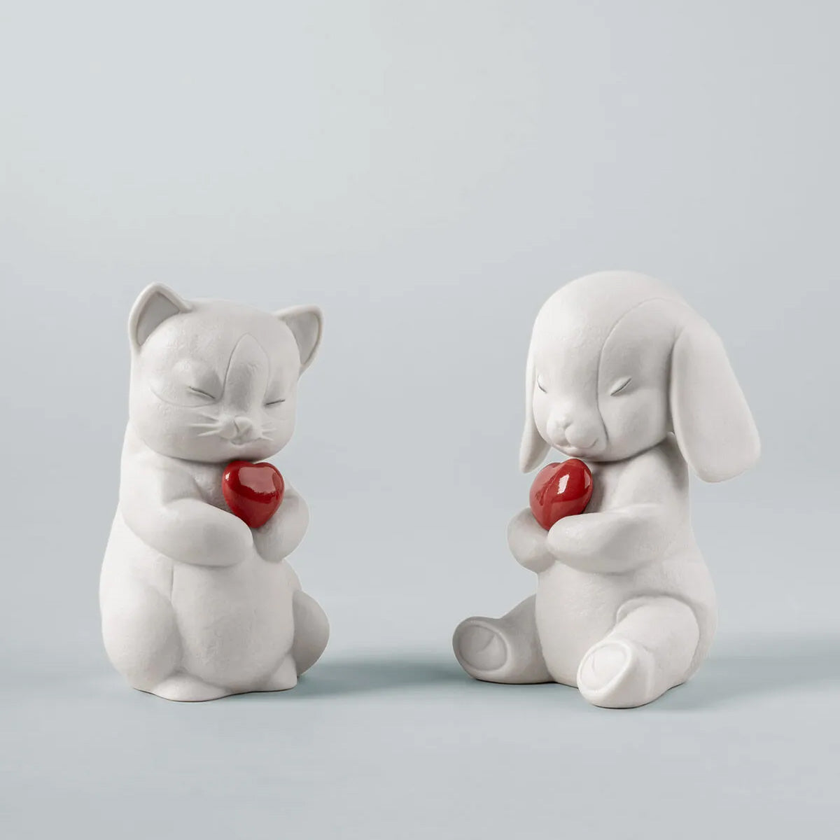 Figurina din portelan, Whiskers Playful Kitten by Virginia Gonzalez - LLADRO Figurina din portelan, Whiskers Playful Kitten by Virginia Gonzalez - LLADRO