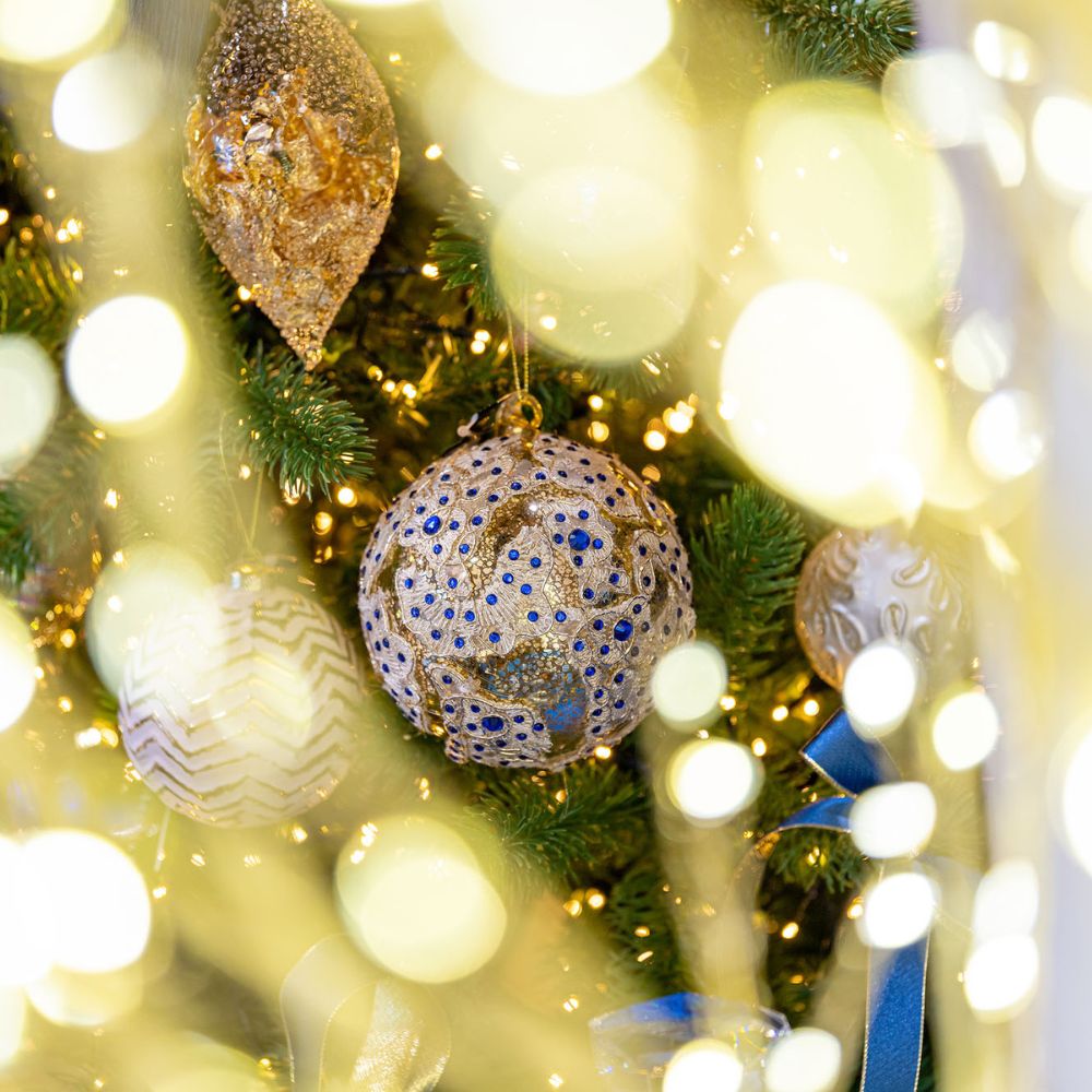 Glob din sticla Vivienne Jewels, auriu-albastru, 10 cm - SIMONA'S Christmas Glob din sticla Vivienne Jewels, auriu-albastru, 10 cm - SIMONA'S Christmas