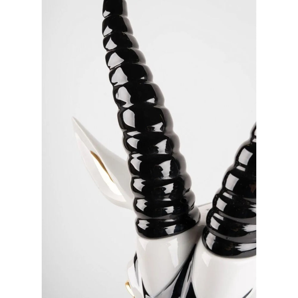 Sculptura Antelope Mask by Jose Luis Santes - LLADRO Sculptura Antelope Mask by Jose Luis Santes - LLADRO