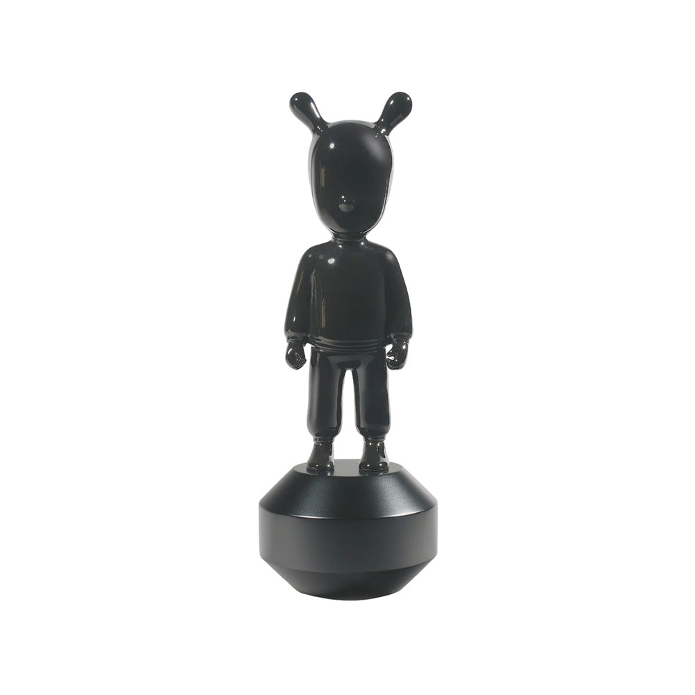 Sculptura din portelan, 30 cm, The Black Guest by Jaime Hayon - LLADRO Sculptura din portelan, 30 cm, The Black Guest by Jaime Hayon - LLADRO