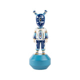 Sculptura din portelan, 30 cm, The Guest by Kzeng Jiang - LLADRO Sculptura din portelan, 30 cm, The Guest by Kzeng Jiang - LLADRO