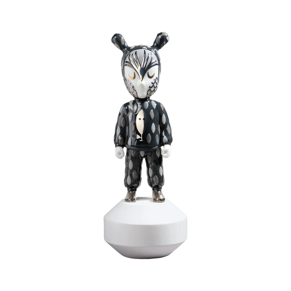 Sculptura din portelan, 30 cm, The Guest by Rolito - LLADRO Sculptura din portelan, 30 cm, The Guest by Rolito - LLADRO
