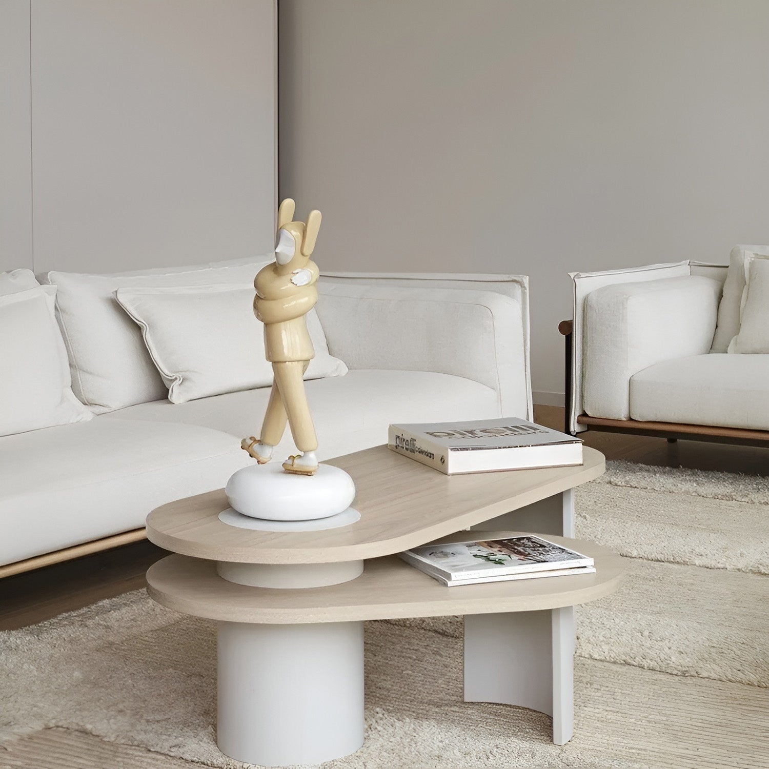 Sculptura din portelan Embraced Yellow by Jaime Hayon - LLADRO Sculptura din portelan Embraced Yellow by Jaime Hayon - LLADRO