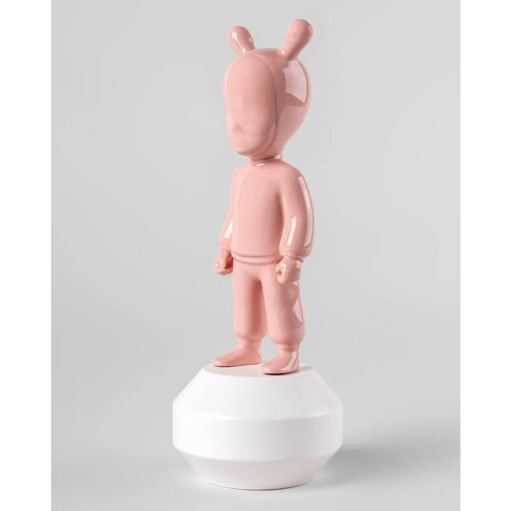 Sculptura din portelan, 30 cm, The Pink Guest by Jaime Hayon - LLADRO Sculptura din portelan, 30 cm, The Pink Guest by Jaime Hayon - LLADRO