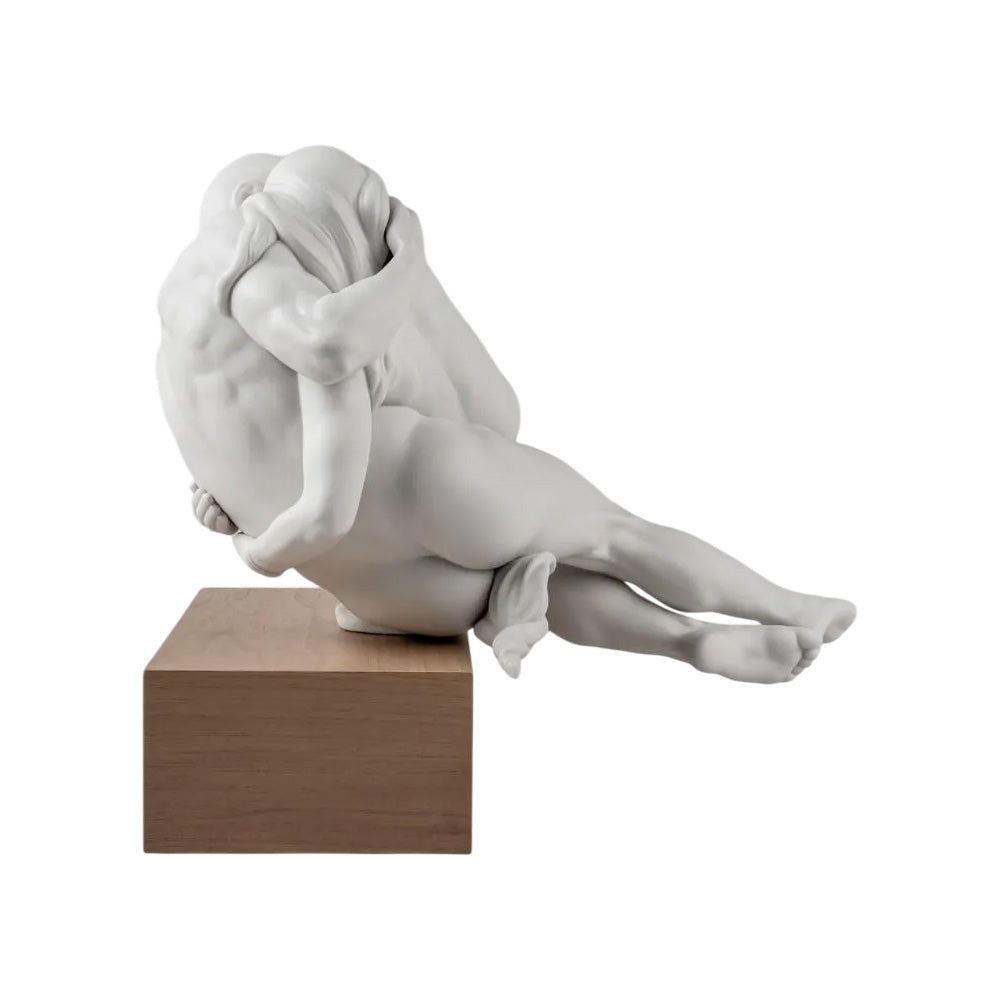 Sculptura din portelan, Together by Ernest Massuet - LLADRO Sculptura din portelan, Together by Ernest Massuet - LLADRO