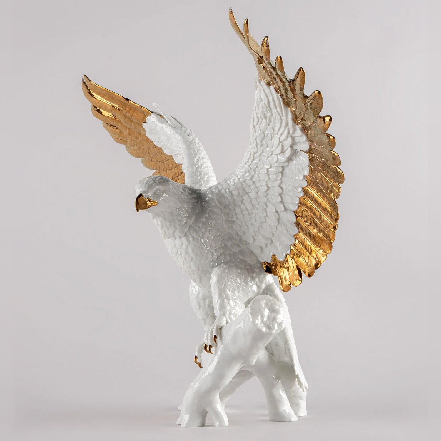 Sculptura Freedom Eagle by Alfredo Llorens - LLADRO Sculptura Freedom Eagle by Alfredo Llorens - LLADRO