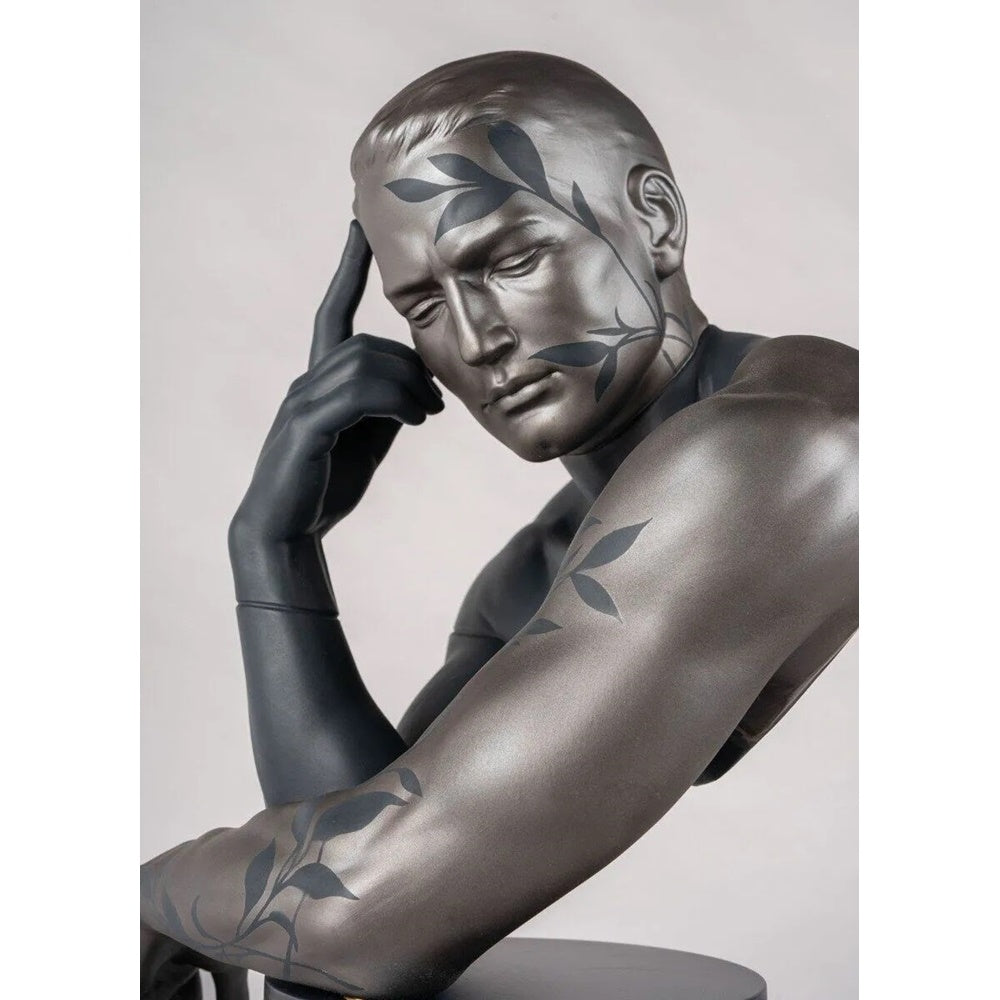 Statueta Reflections of Nature - Him by Ernest Massuet - LLADRO Statueta Reflections of Nature - Him by Ernest Massuet - LLADRO