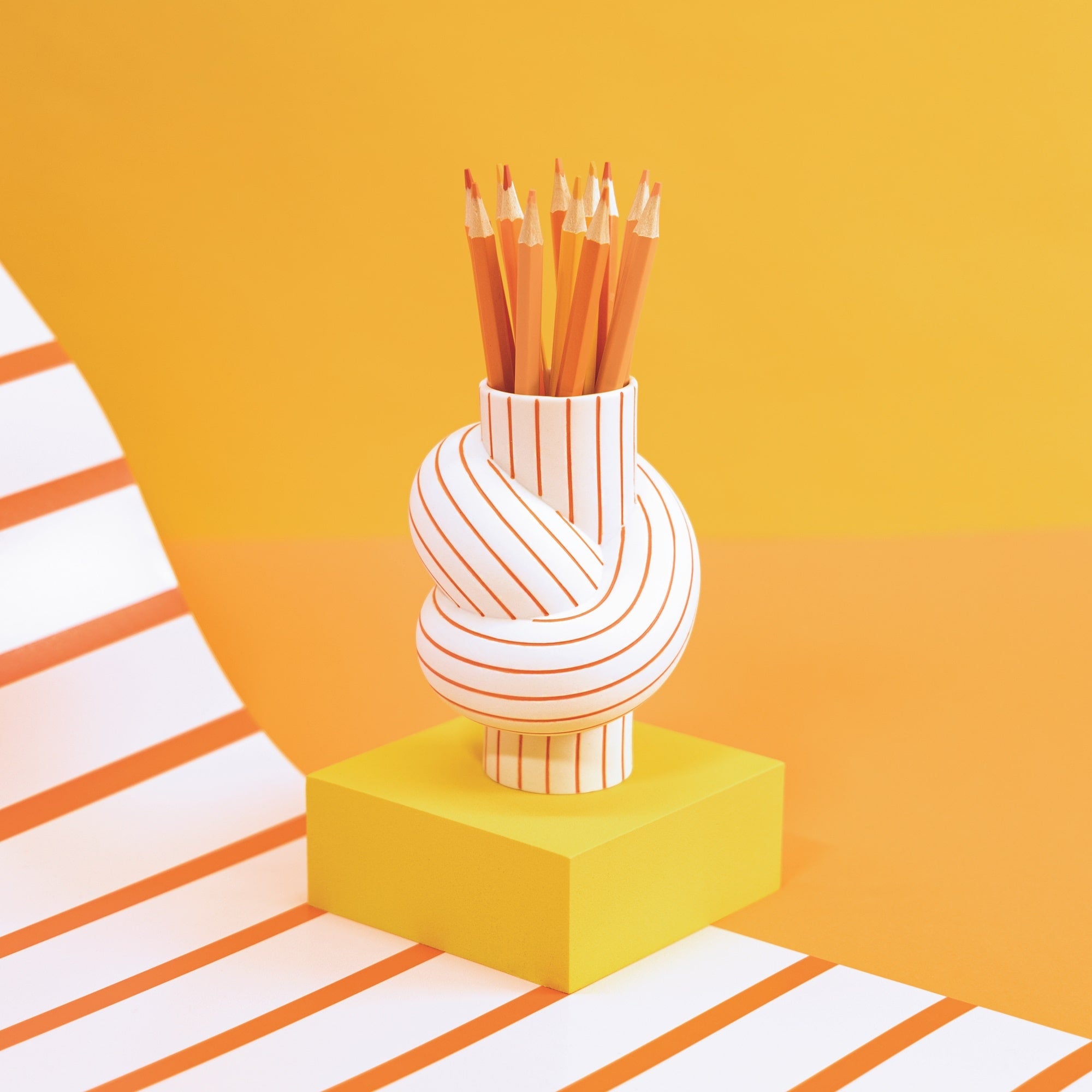 Vaza din portelan, 12 cm, Node Stripes Mango by Martin Hirth - ROSENTHAL Vaza din portelan, 12 cm, Node Stripes Mango by Martin Hirth - ROSENTHAL