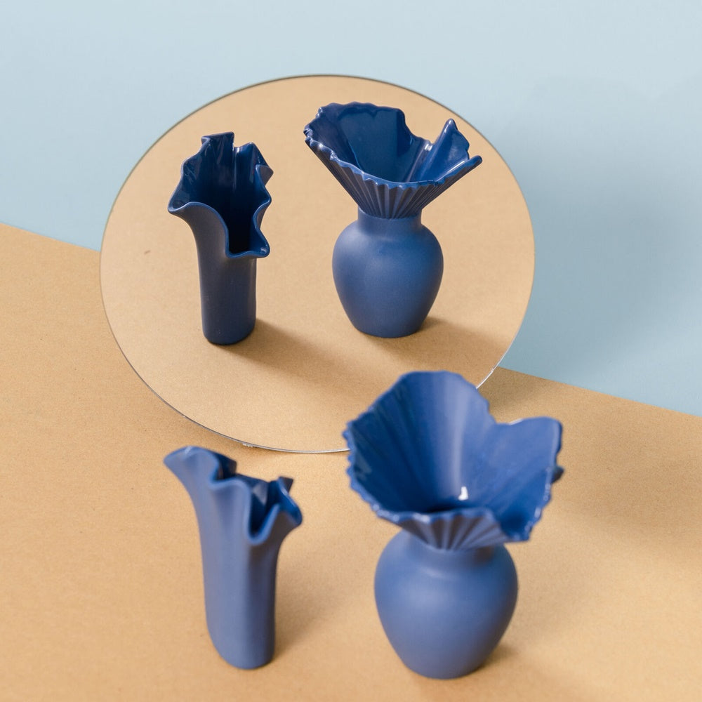 Vaza din portelan, 9 cm, Asym Midnight by Claus Josef Riedel - ROSENTHAL Vaza din portelan, 9 cm, Asym Midnight by Claus Josef Riedel - ROSENTHAL