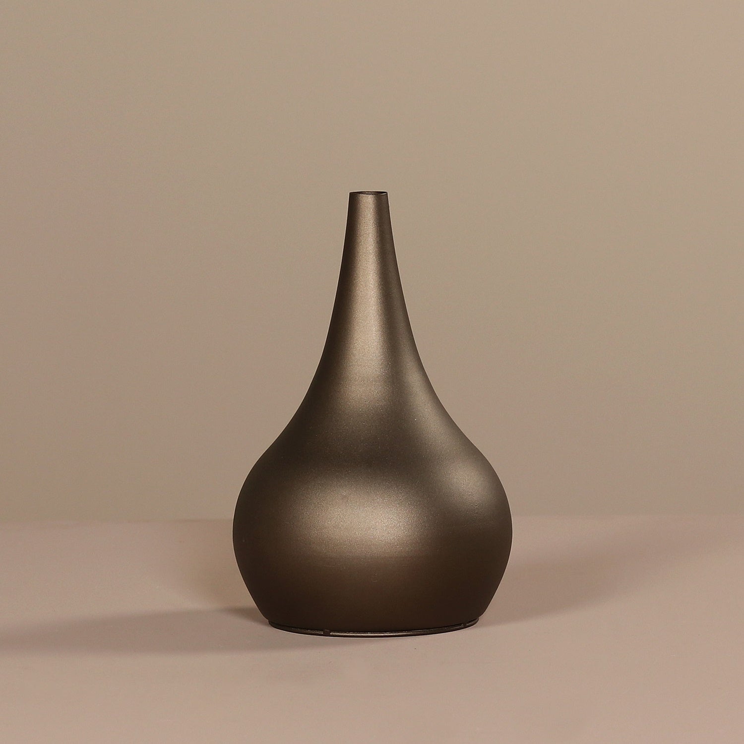 Vaza metalica Drop, antracit, 30 cm, SIMONA'S COLLECTION Vaza metalica Drop, antracit, 30 cm, SIMONA'S COLLECTION