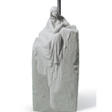 Veioza din portelan Meditating Woman I by Jose Luis Santes - LLADRO Veioza din portelan Meditating Woman I by Jose Luis Santes - LLADRO
