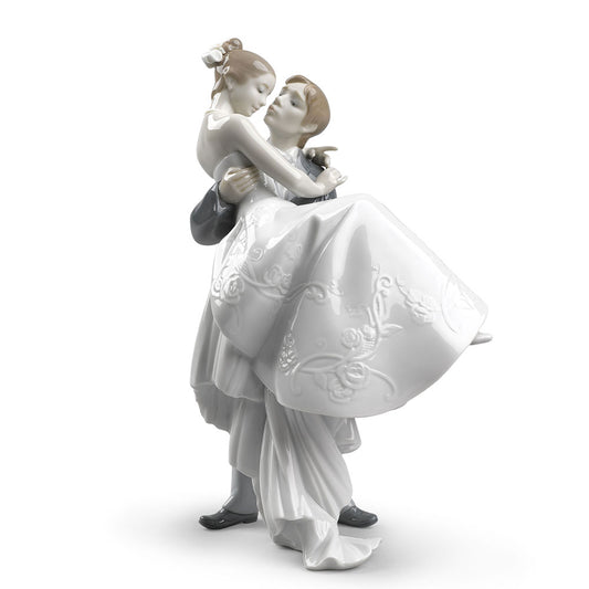 Statueta cuplu The Happiest Day by Virginia Gonzalez - LLADRO