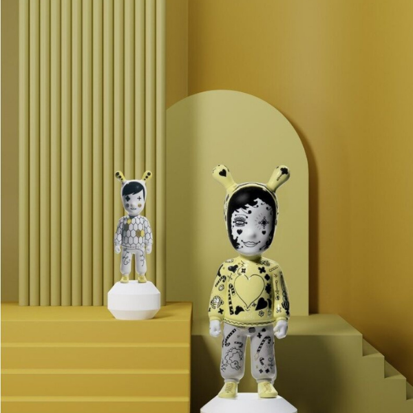 Sculptura din portelan, 30 cm, The Guest by Raul Rubio - LLADRO
