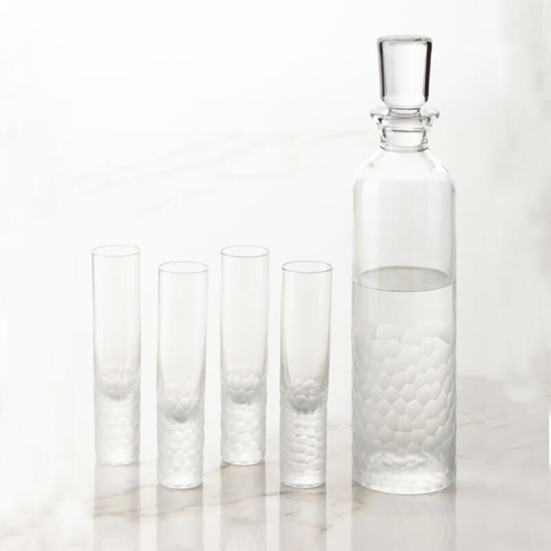 Set vodka - Decantor si 4 pahare, Artic by Stephen Jones - VISTA ALEGRE