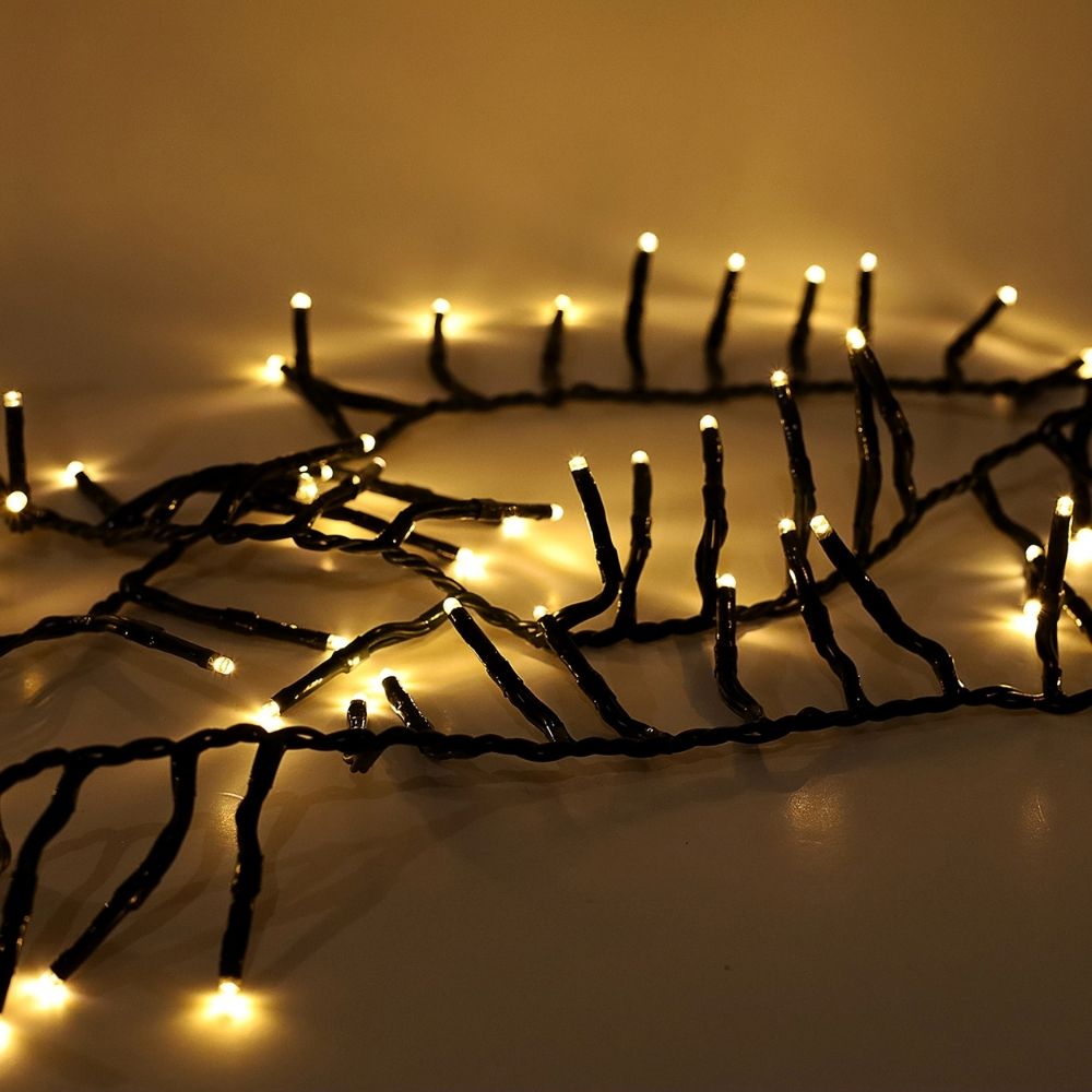 Instalatie cu 800 leduri - lumina calda, cablu verde, 16 m - SIMONA'S Christmas