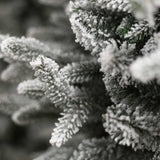 Brad artificial Flocked Renfrew, alb, 150 cm  - SIMONA'S CHRISTMAS