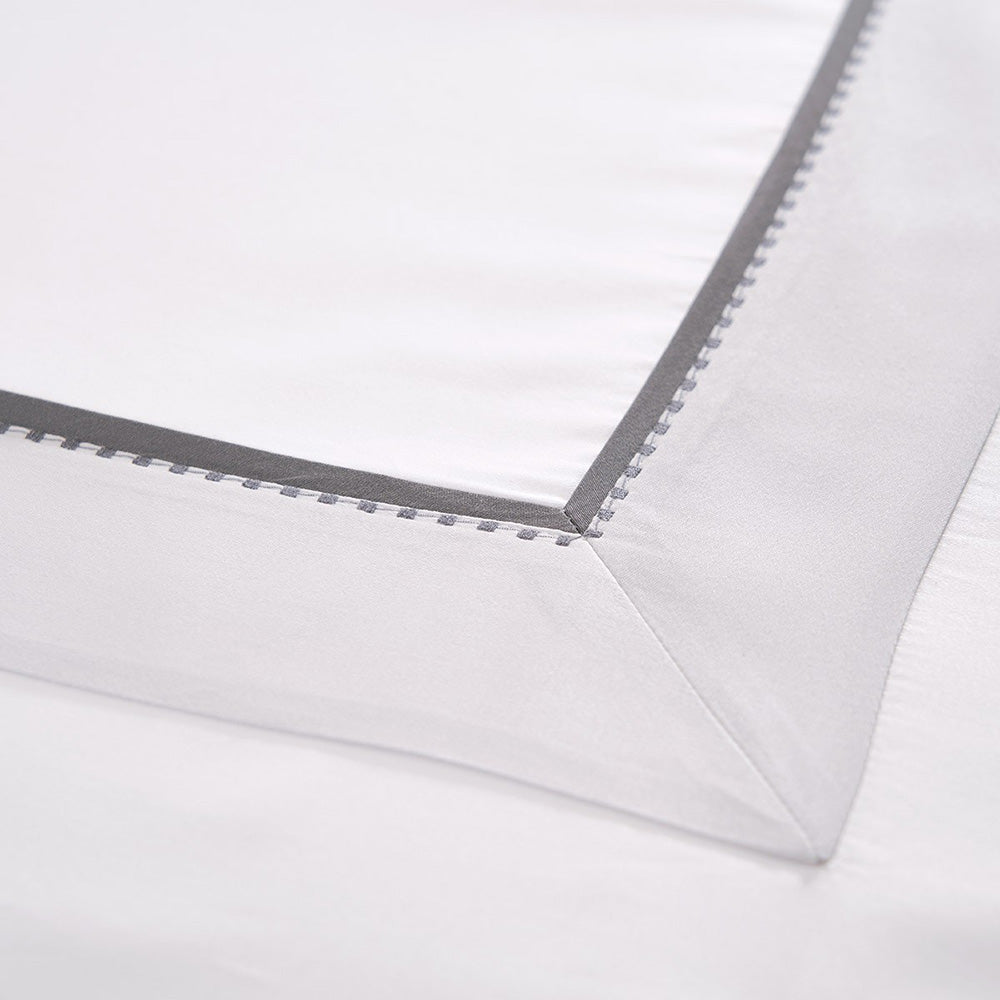 Cearceaf pentru pilota 240x220 cm, satin, Opera Brume/Orage - YVES DELORME