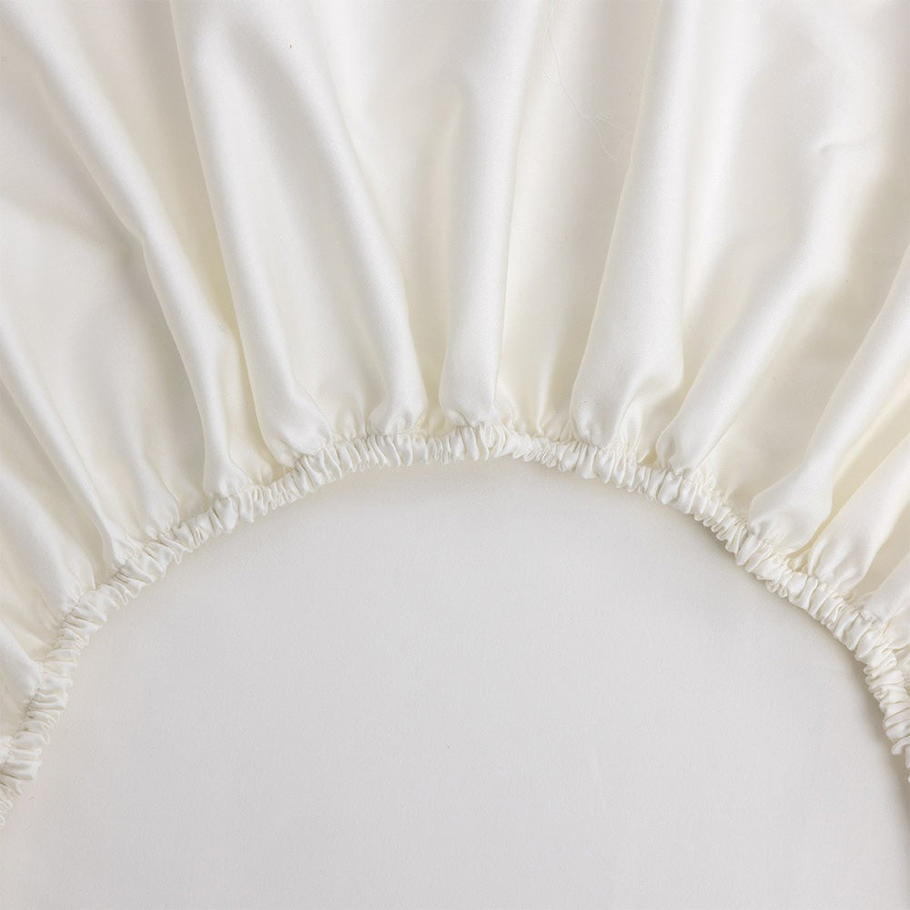 Cerceaf cu elastic pentru saltea 180x200, satin, Adagio Milk - YVES DELORME