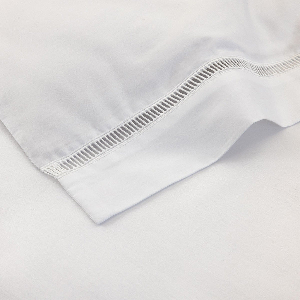 Cearceaf pentru pilota 260x240, satin, Colisee Blanc - YVES DELORME