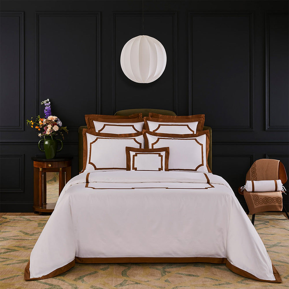 Cearceaf pentru saltea 240x220 cm, satin, Haussmann Camel - YVES DELORME