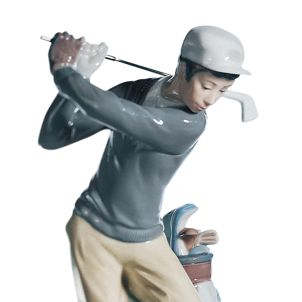 Sculptura din portelan, 27 cm, Golfer Man by Vicente Martínez - LLADRO