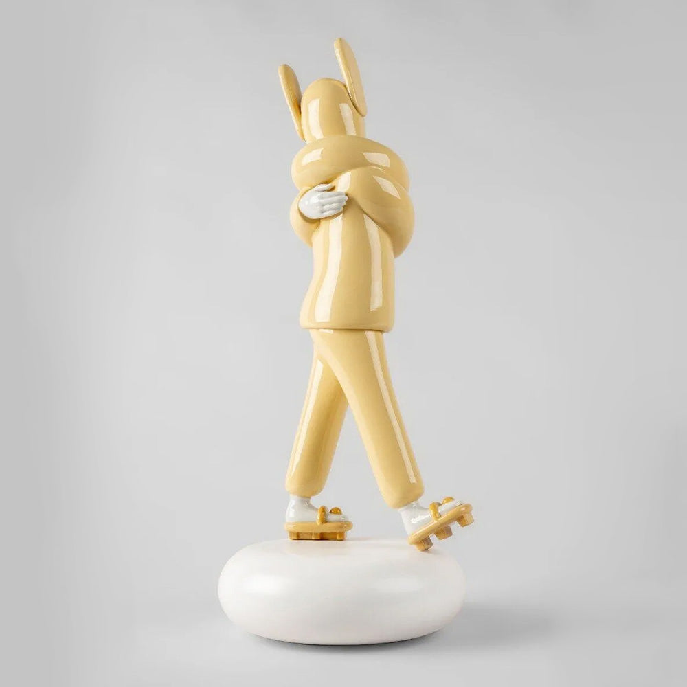 Sculptura din portelan Embraced Yellow by Jaime Hayon - LLADRO