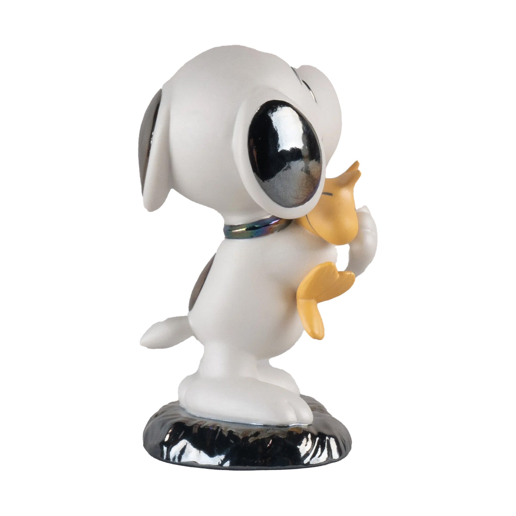 Sculptura din portelan Snoopy by Eva Maria Cuerva - LLADRO